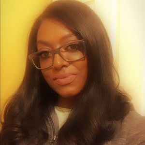 Meet your Posher, Abeba